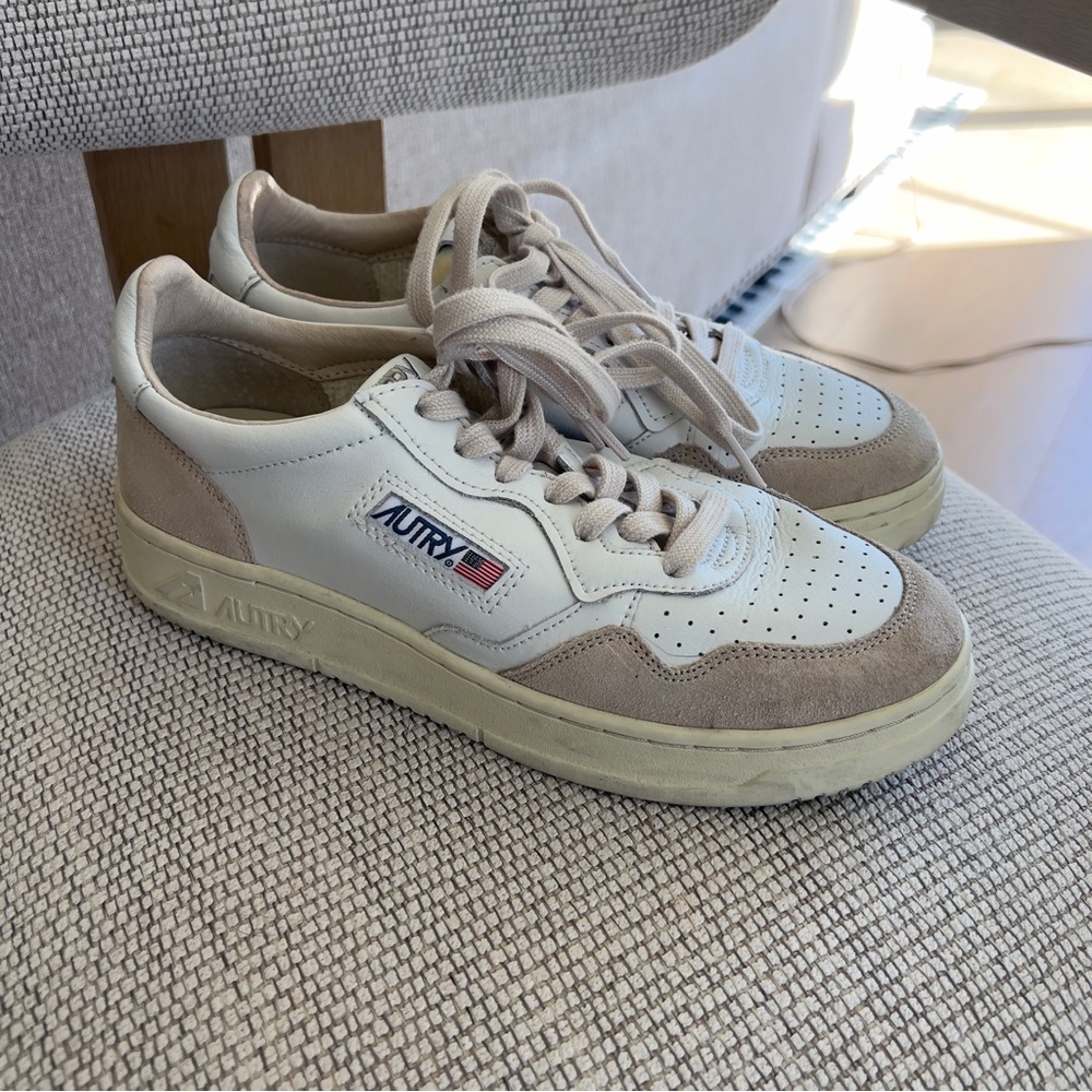 Autry Medalist Bicolor Mid Low Top Sneakers in Beige and White - Picture 3 of 7